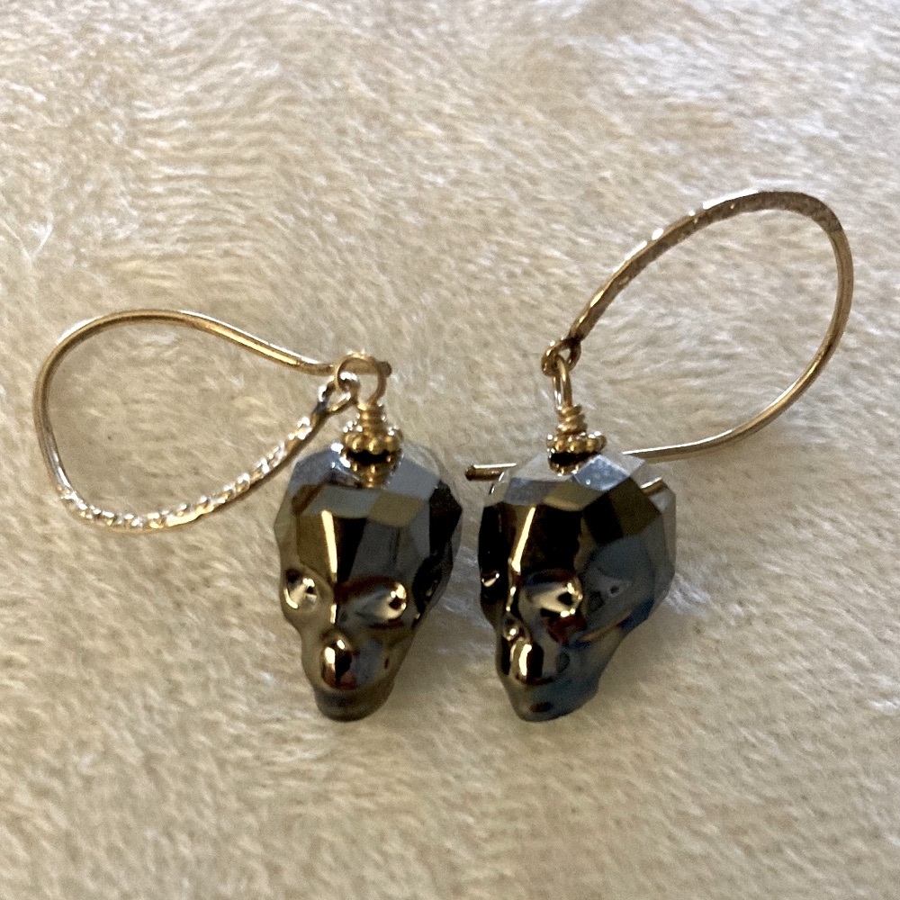 Skull earrings